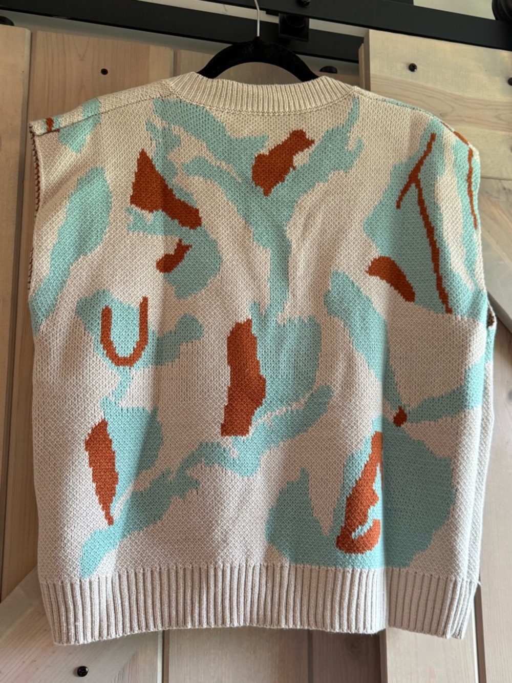 NWOT SweatyRocks V-Neck Abstract Print Knit Sweater Vest - Picture 10 of 10